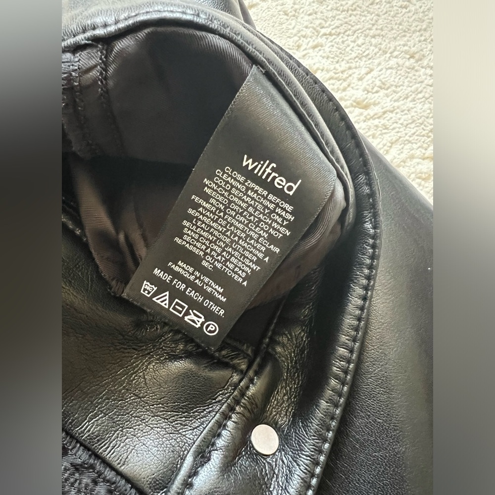 Aritzia | Wilfred Melina Pant | Black | 2 - Picture 5 of 8